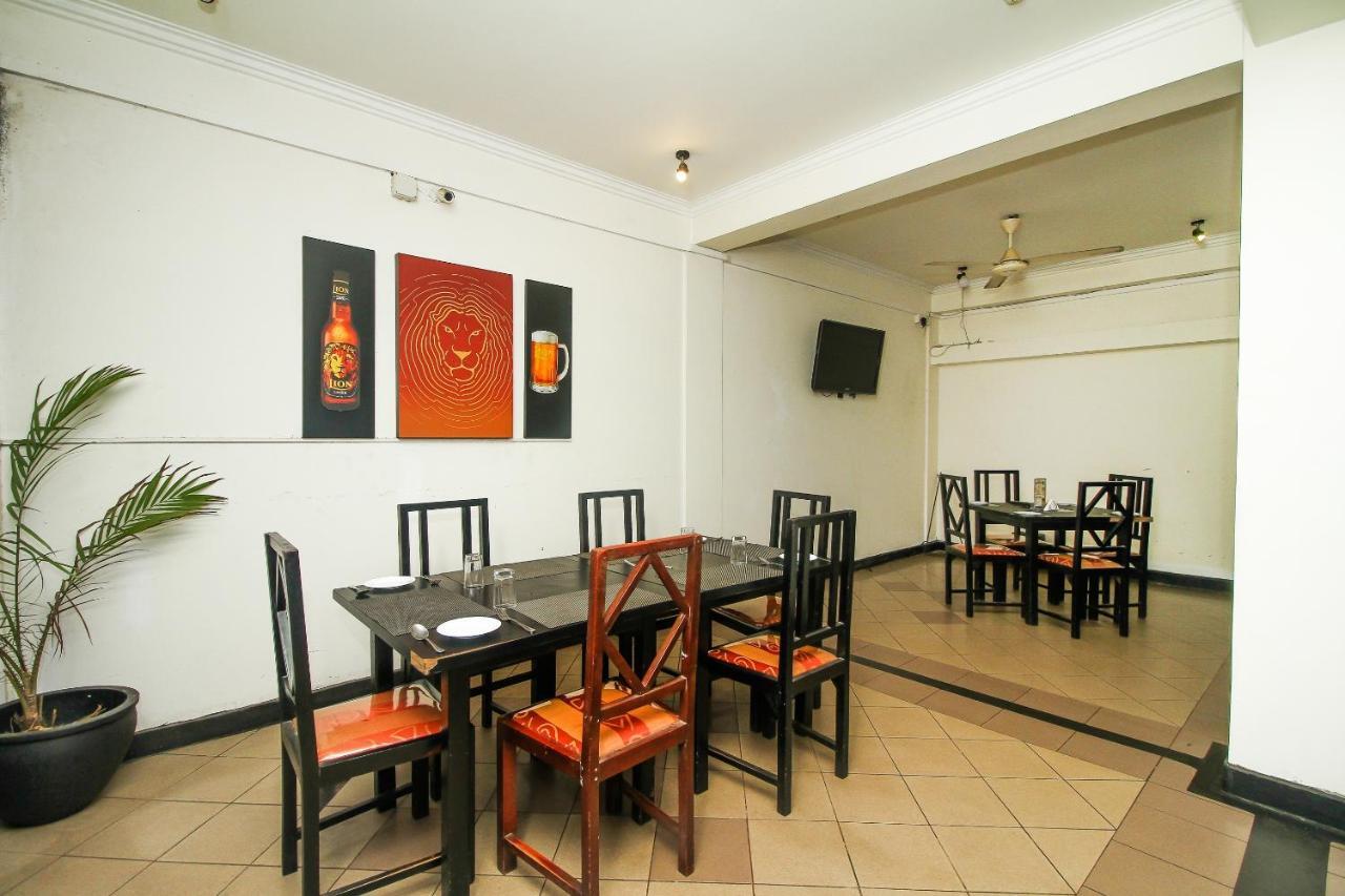 Hotel Nathaliya Katunayaka Esterno foto