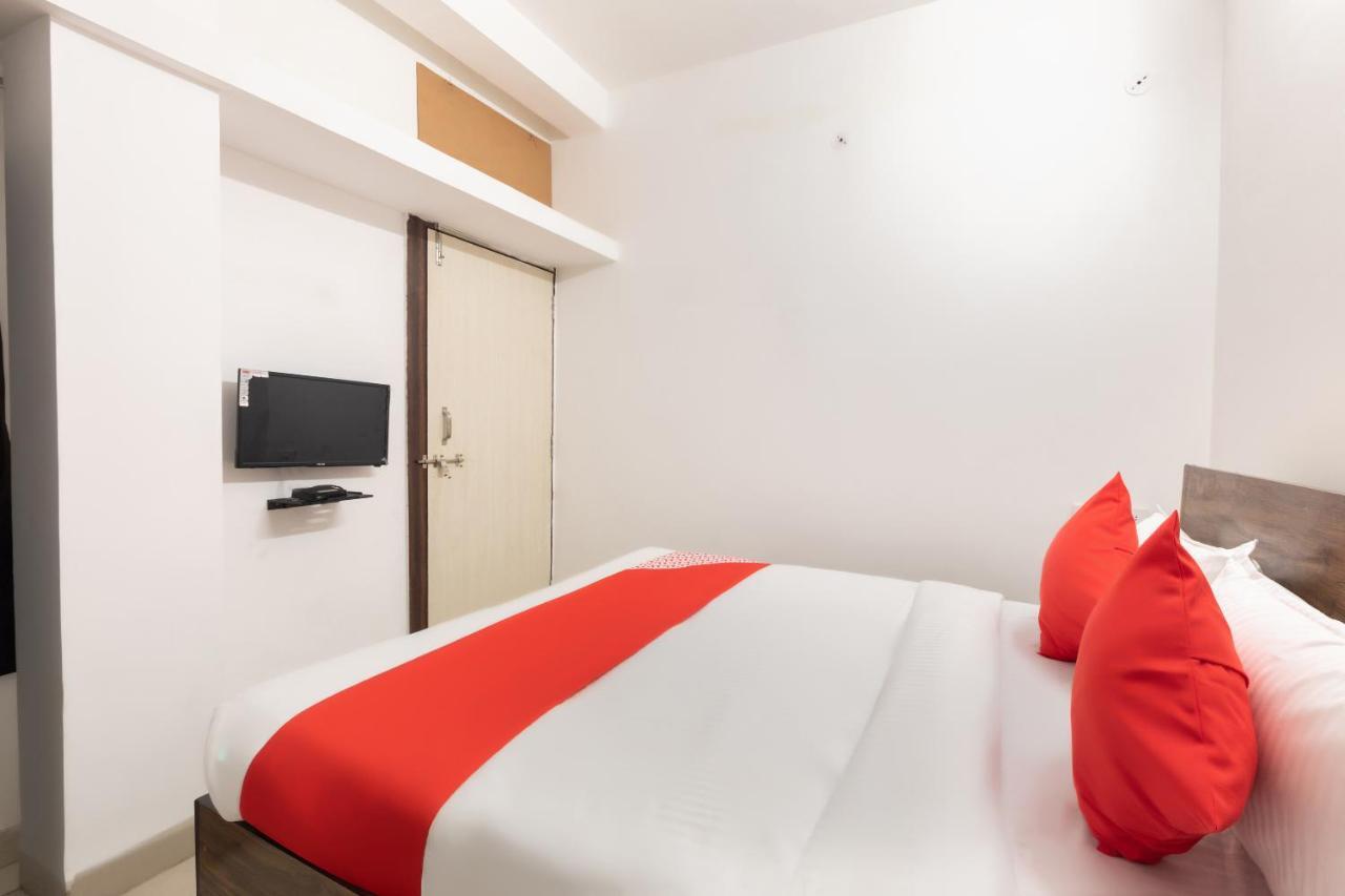 Hotel Nathaliya Katunayaka Esterno foto