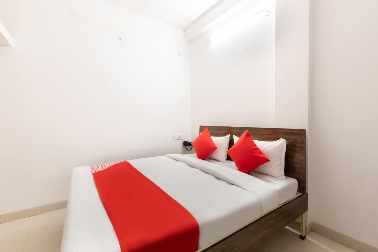 Hotel Nathaliya Katunayaka Esterno foto