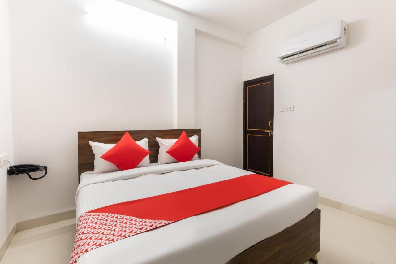 Hotel Nathaliya Katunayaka Esterno foto